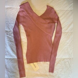 Light Pink long sleeve top (Size small)